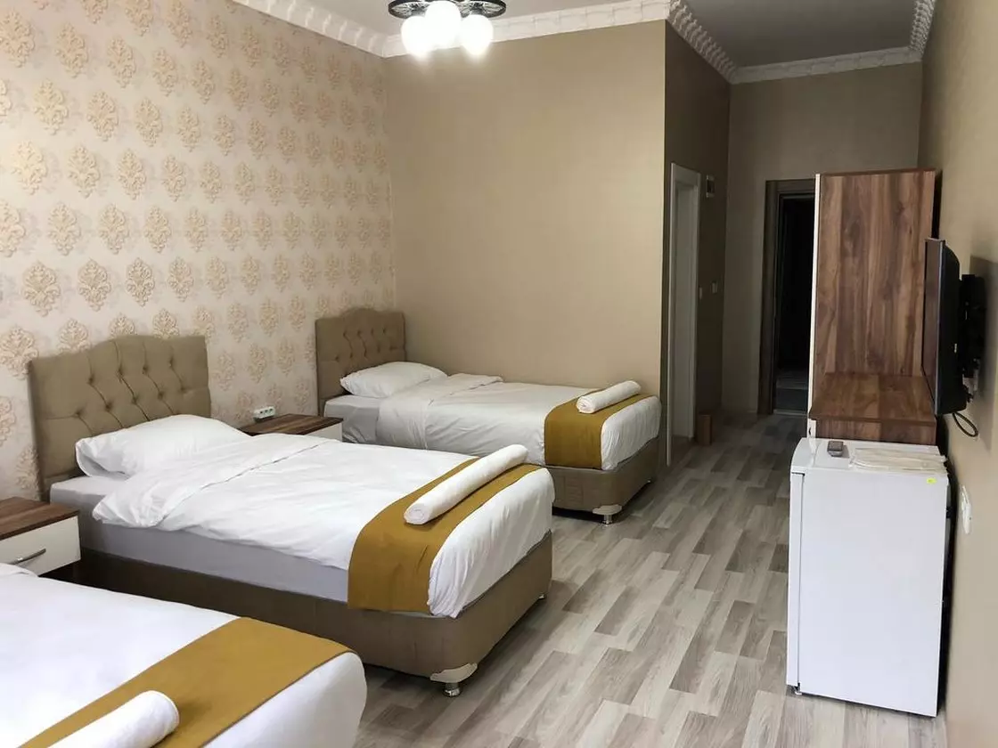 193015438 (Copy).jpg